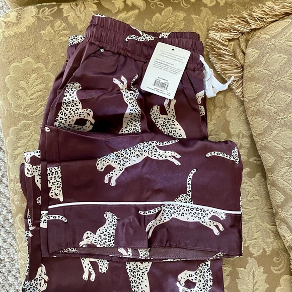 Hello Mello leopard print pants lounge pajamas - Picture 6 of 6